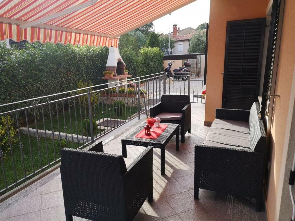 Apartment Stela Poreč Exterior foto